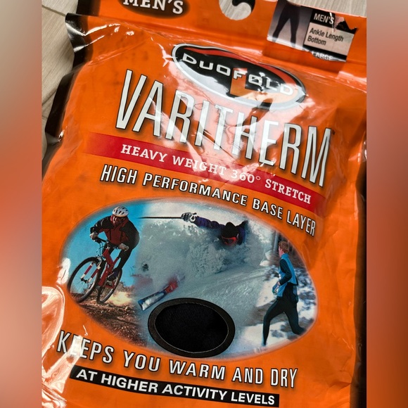 Under layer for ski/ snowboarding - Picture 2 of 6